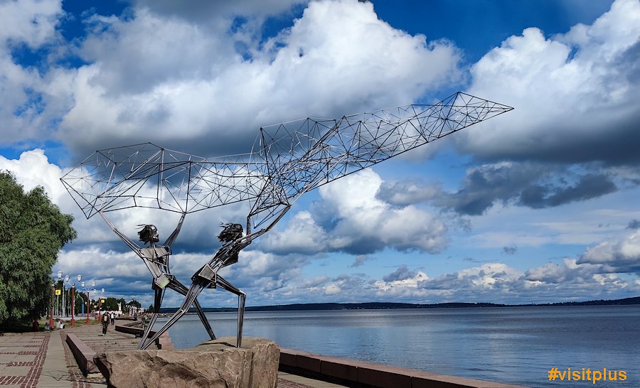 Скульптурная композиция Рыбаки в Петрозаводске