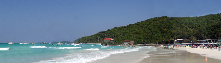 Один из лучших пляжей на острове вблизи Паттайи