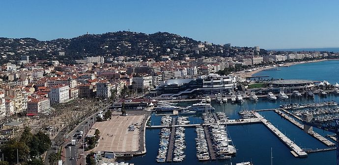Cannes, city in France