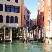 Veneiden laituri Venetsiassa